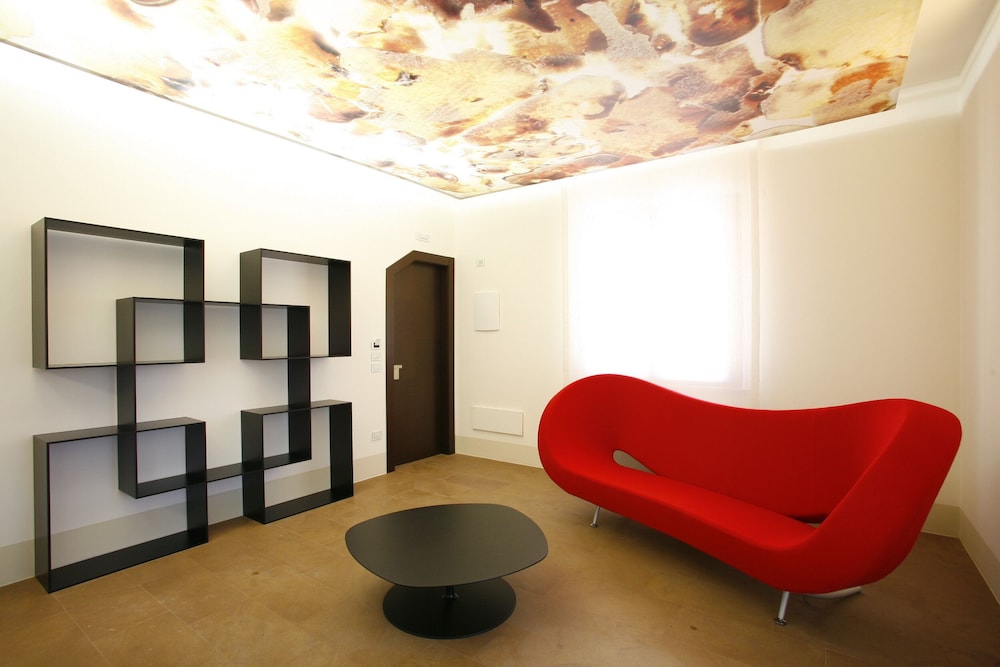 Urbino Resort 28/75