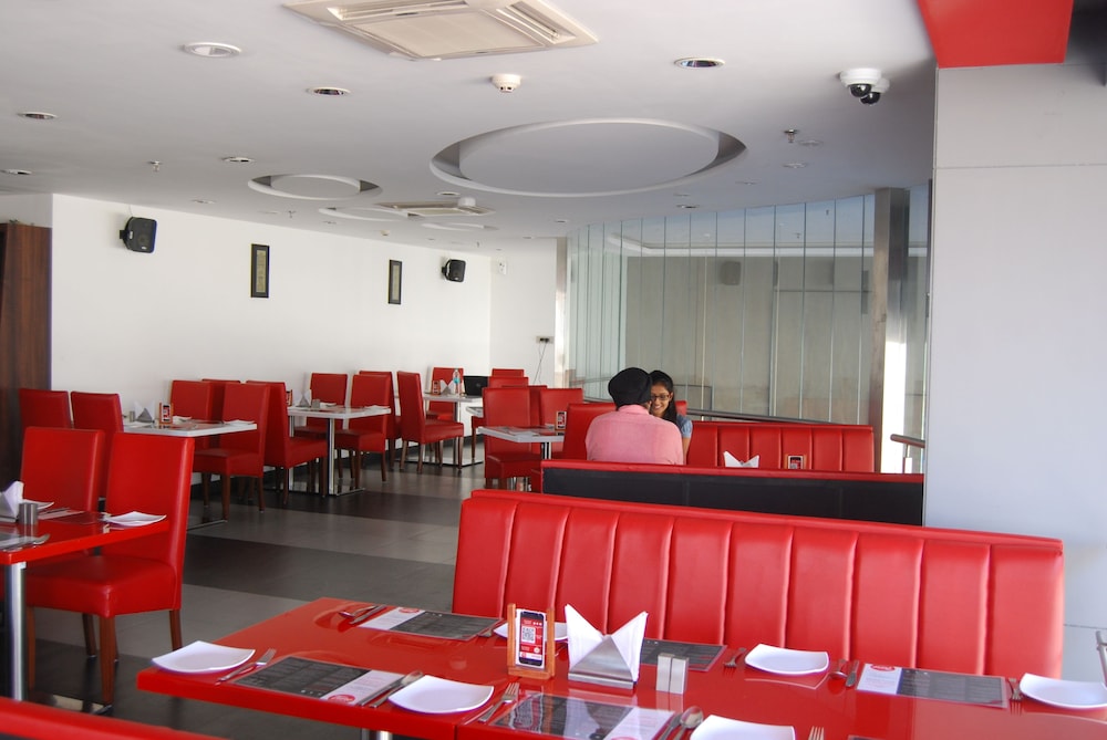 Mango Hotels Tune Ahmedabad 21/27