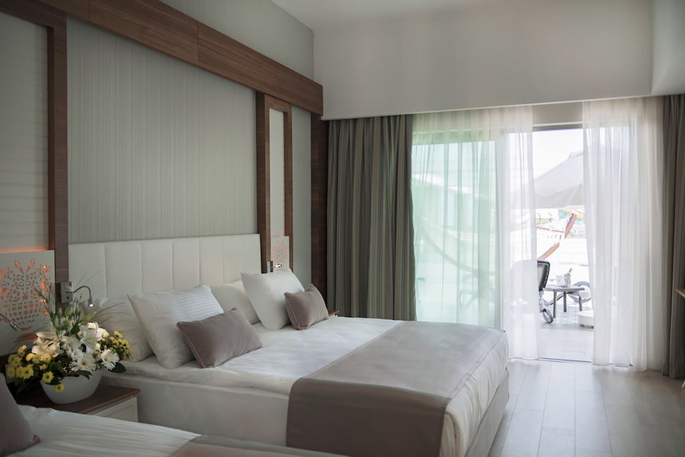 Port Nature Luxury Resort Hotel and Spa 17/63