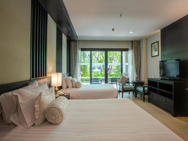 Room at Grand Ravindra Hotel & Convention Centre, SATTAHIP