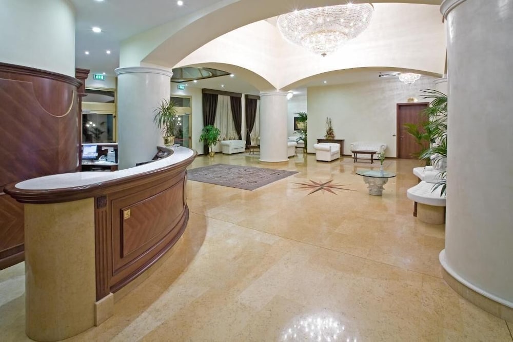 Hotel Marconi 8/32