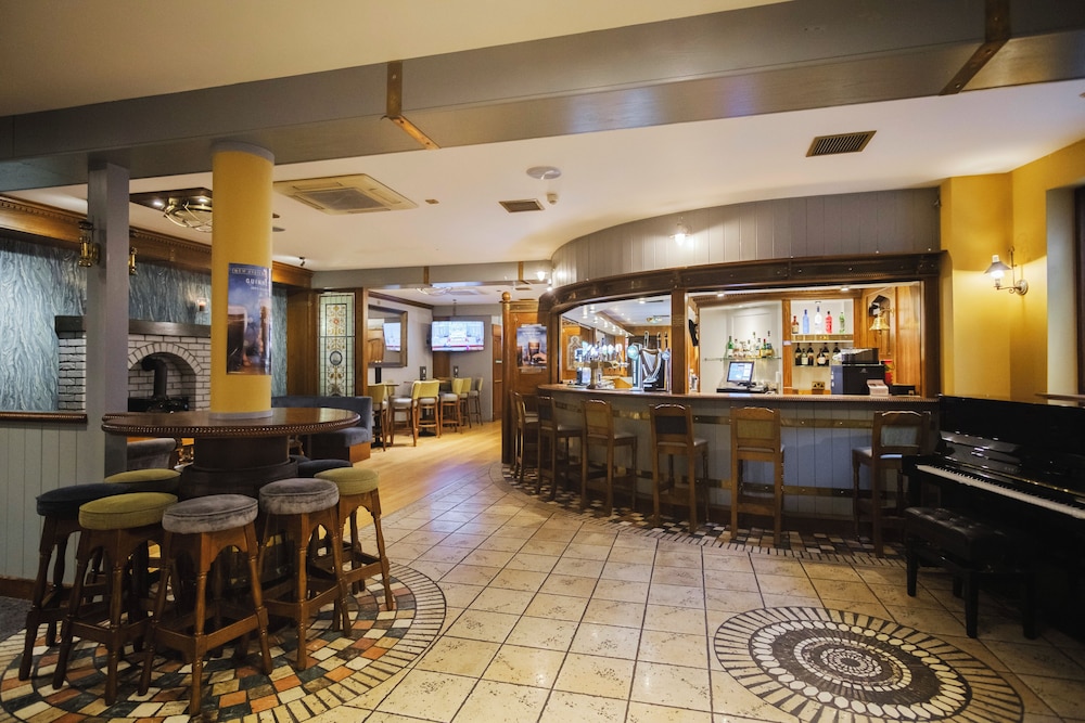 The Central Hotel Donegal 6/64