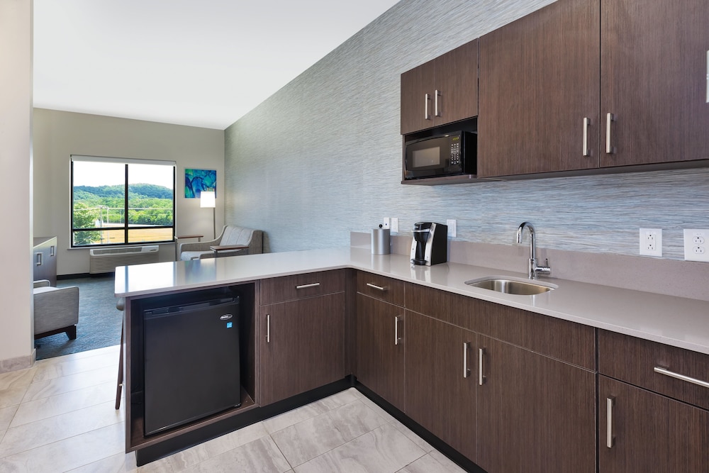 Holiday Inn Cookeville, an IHG Hotel 6/55