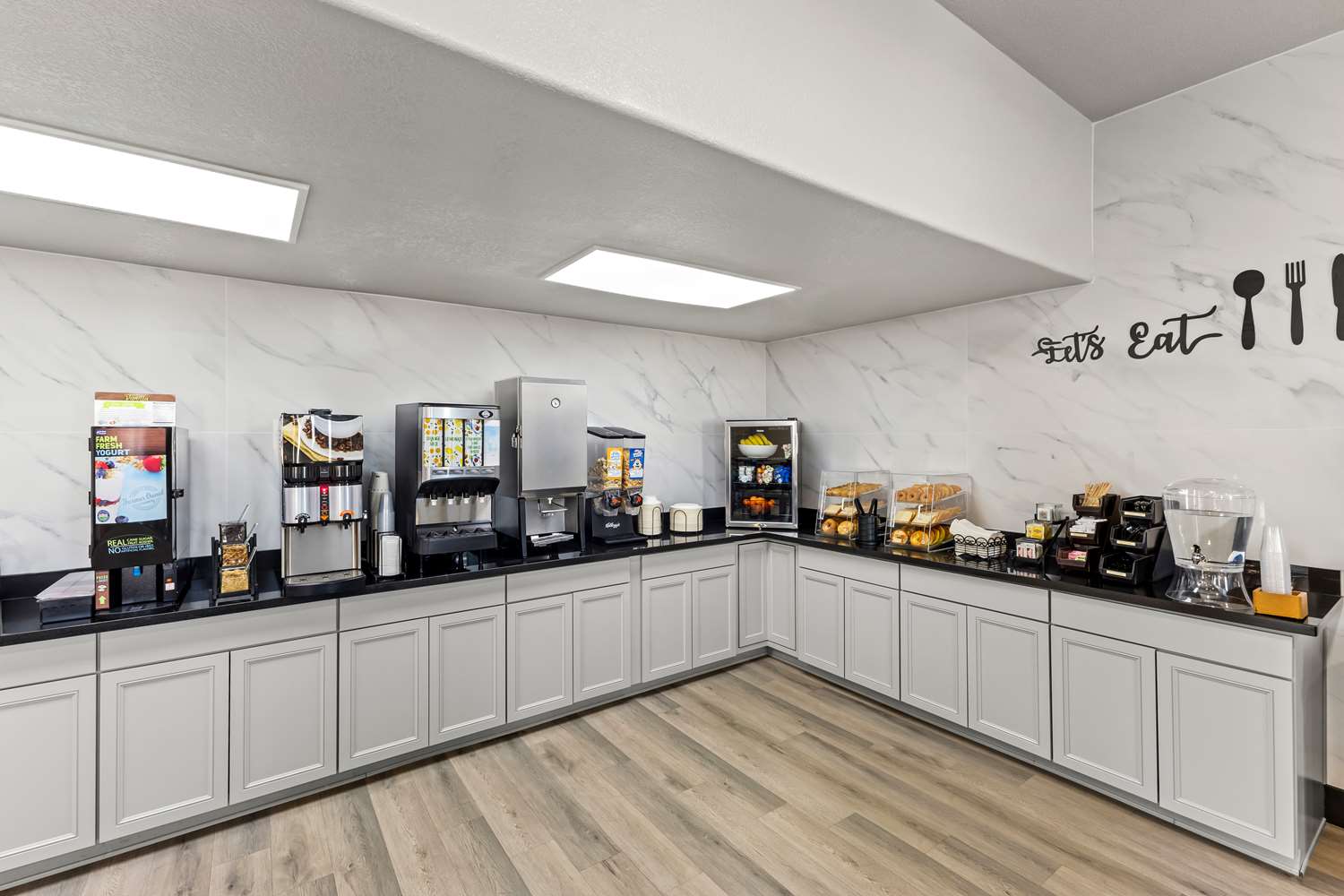 Surestay Hotel By Best Western Phoenix Airport 10/12