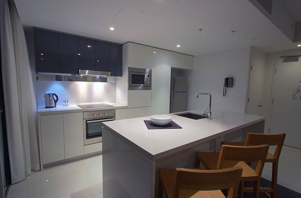 Orchid Residences - HR Surfers Paradise 54/73