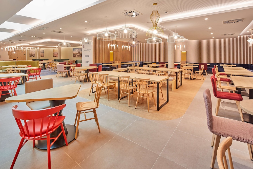 Hampton By Hilton Barcelona Fira Gran Via 30/49