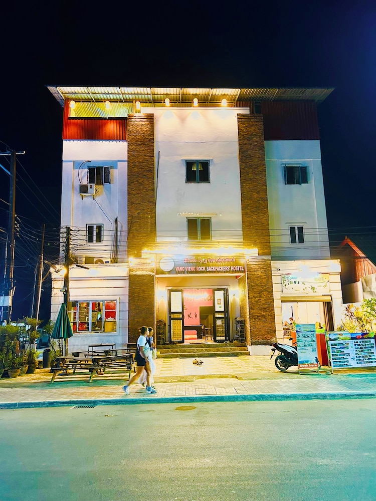 Vang Vieng Rock Backpacker Hostel 2/48