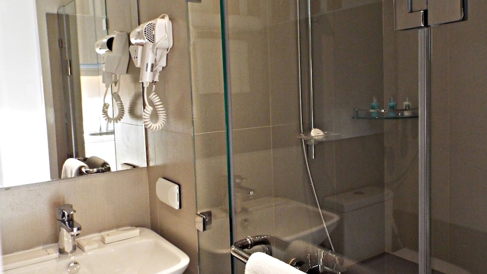 Hotel 101 Manila 10/38