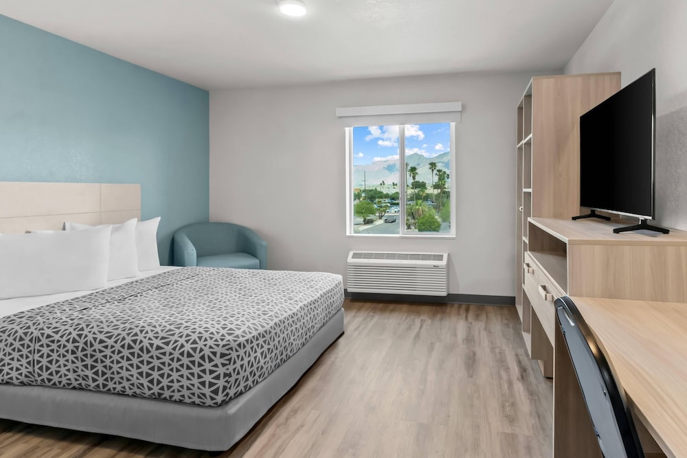 WoodSpring Suites Tucson Medical Center 13/40