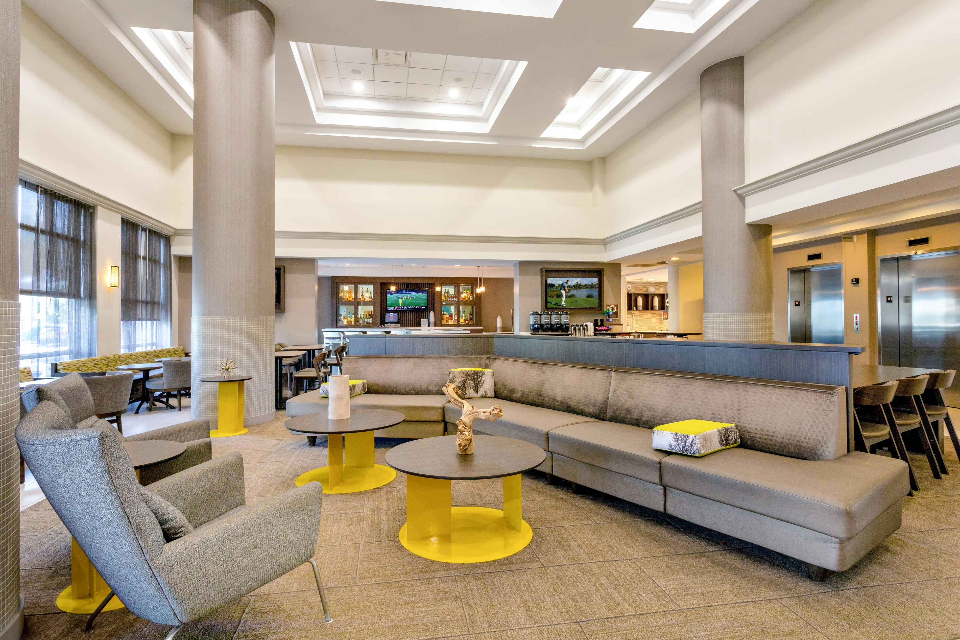 SpringHill Suites by Marriott Miami Airport South Blue Lagoon Area 4/14
