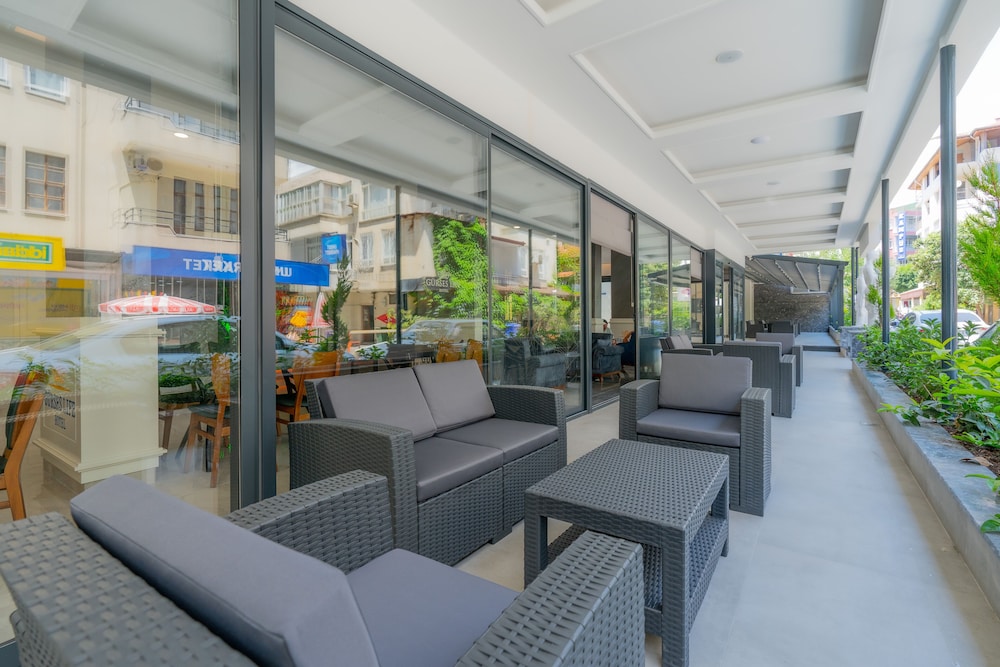 Gurses Life Hotel 24/50