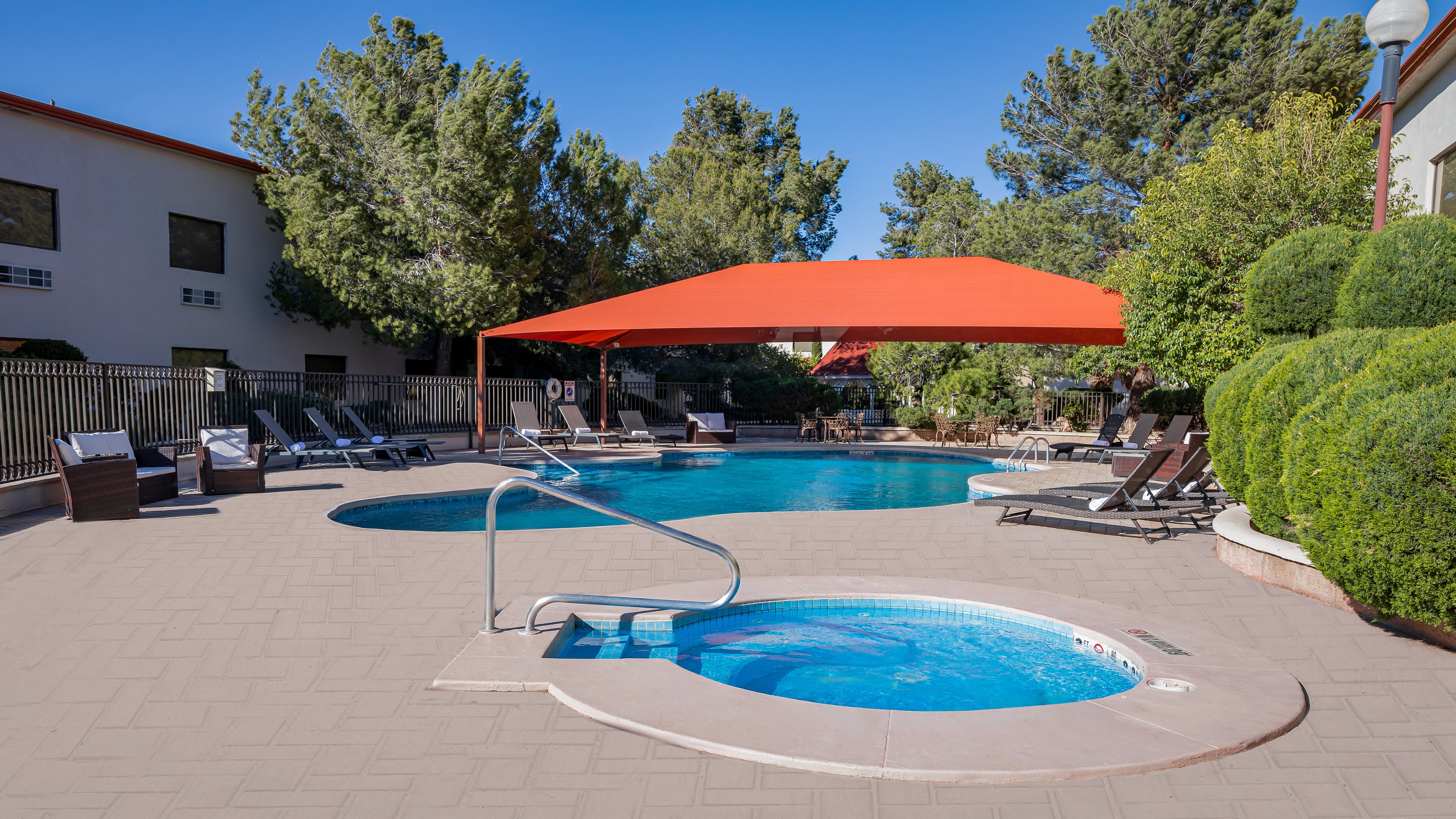 Holiday Inn Express Chihuahua 28/32