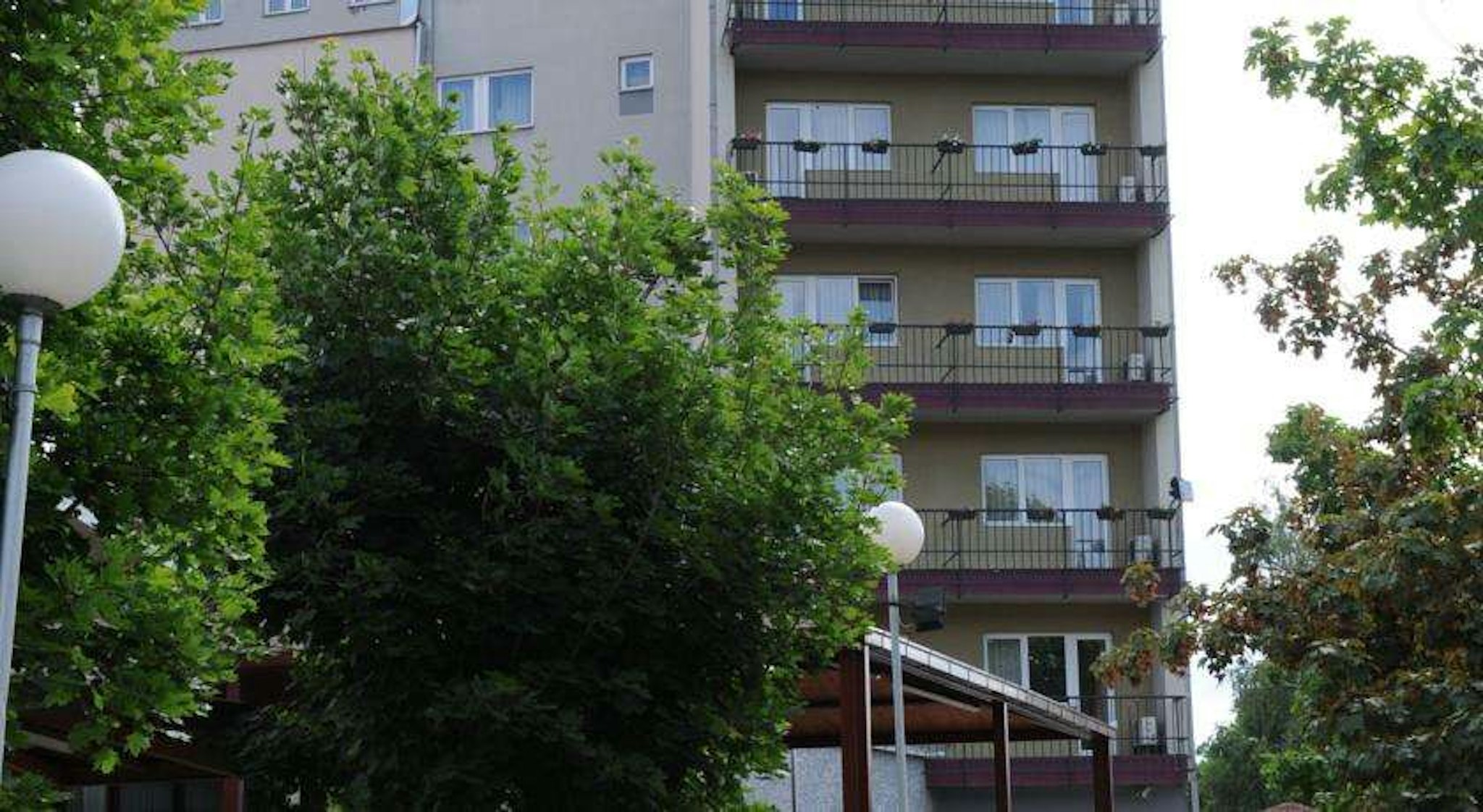 BEST WESTERN HOTEL BELLEVUE 26/27