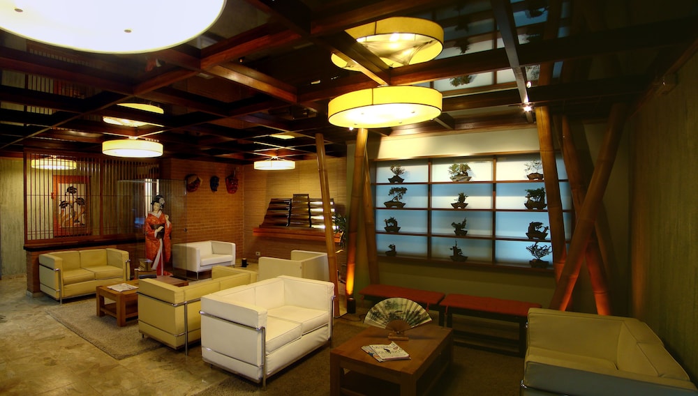 Matsubara Hotel 33/50