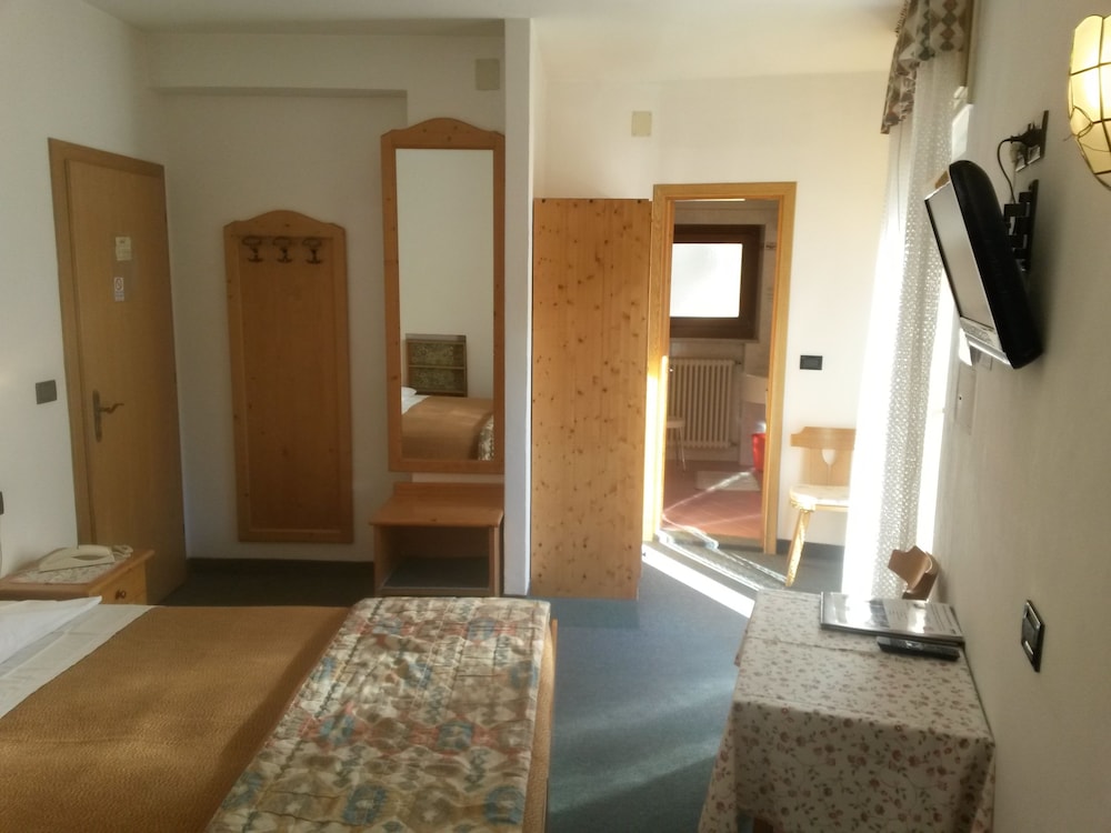 Hotel Oswald 40/40