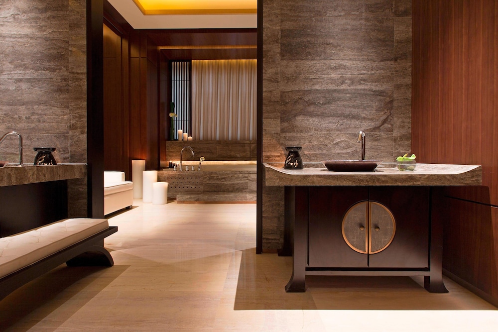 The Westin Xiamen 50/50
