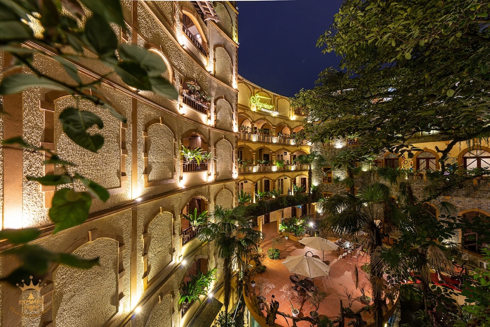 Chau Long Sapa 2 Hotel 64/75