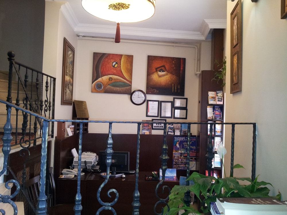 Berce Hotel 6/61