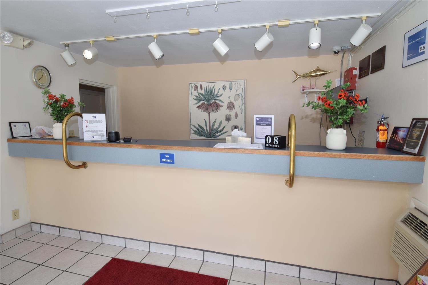 Knights Inn Oswego 5/31