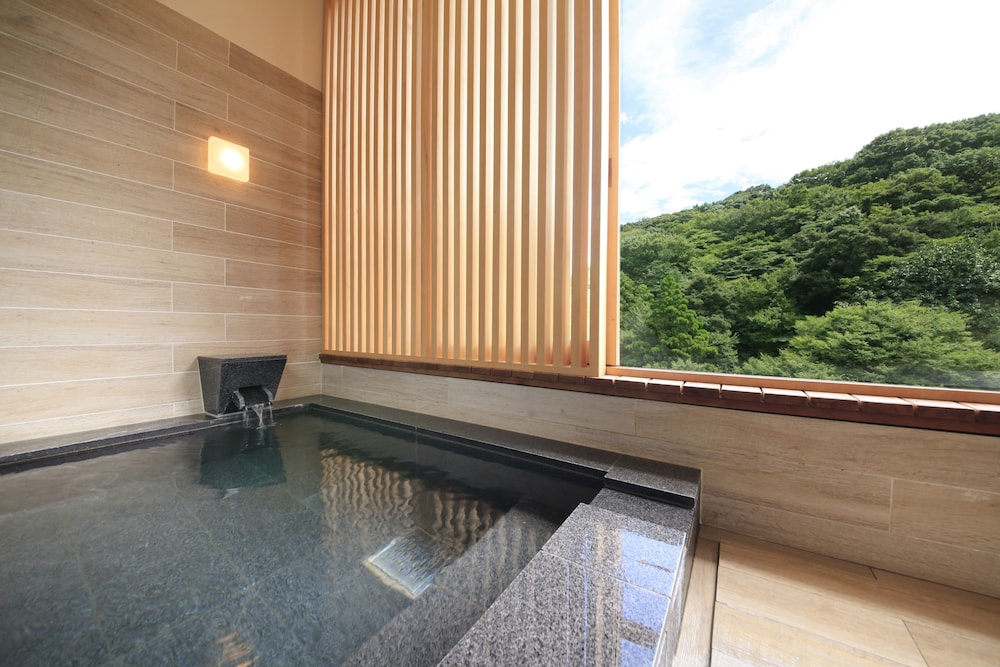 Hakone Suimeisou 22/41