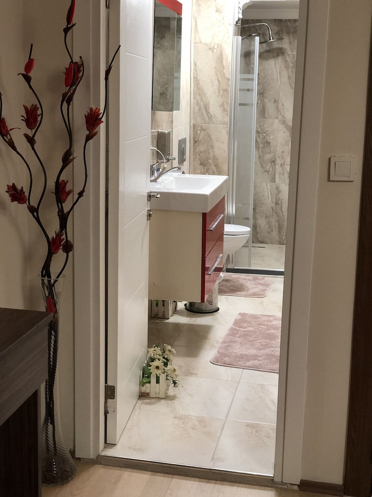 Lizzia Butik Hotel 36/36
