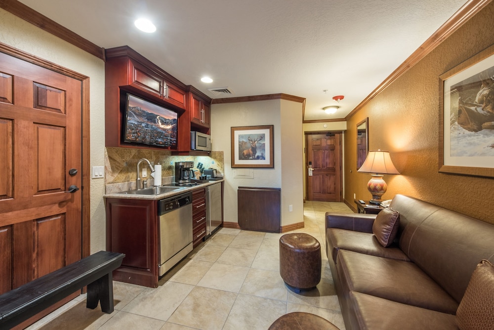 Canyons Village Condos By All Seasons Resort Lodging 50/66