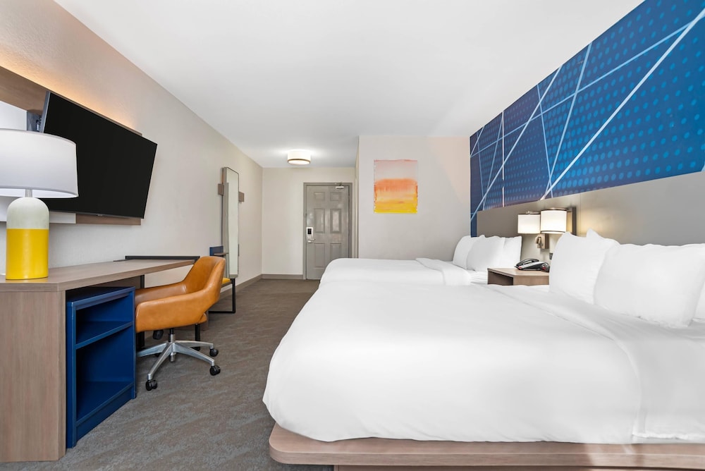 غرفة قياسية بسريرين كوين، Comfort Inn Pensacola Near NAS Corry Station 2/8