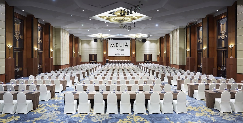 Melia Hanoi 42/50