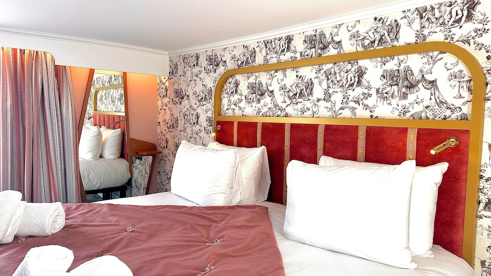 HOTEL BOHEM Sacre-Coeur 25/38