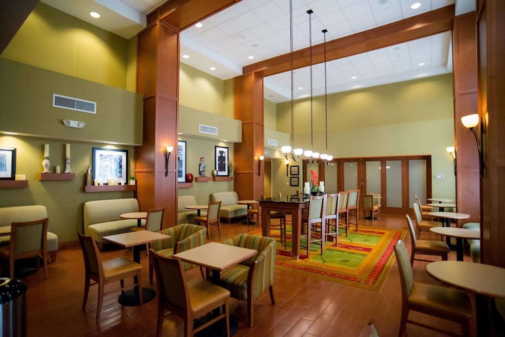 Hampton Inn & Suites Radcliff Fort Knox 48/58