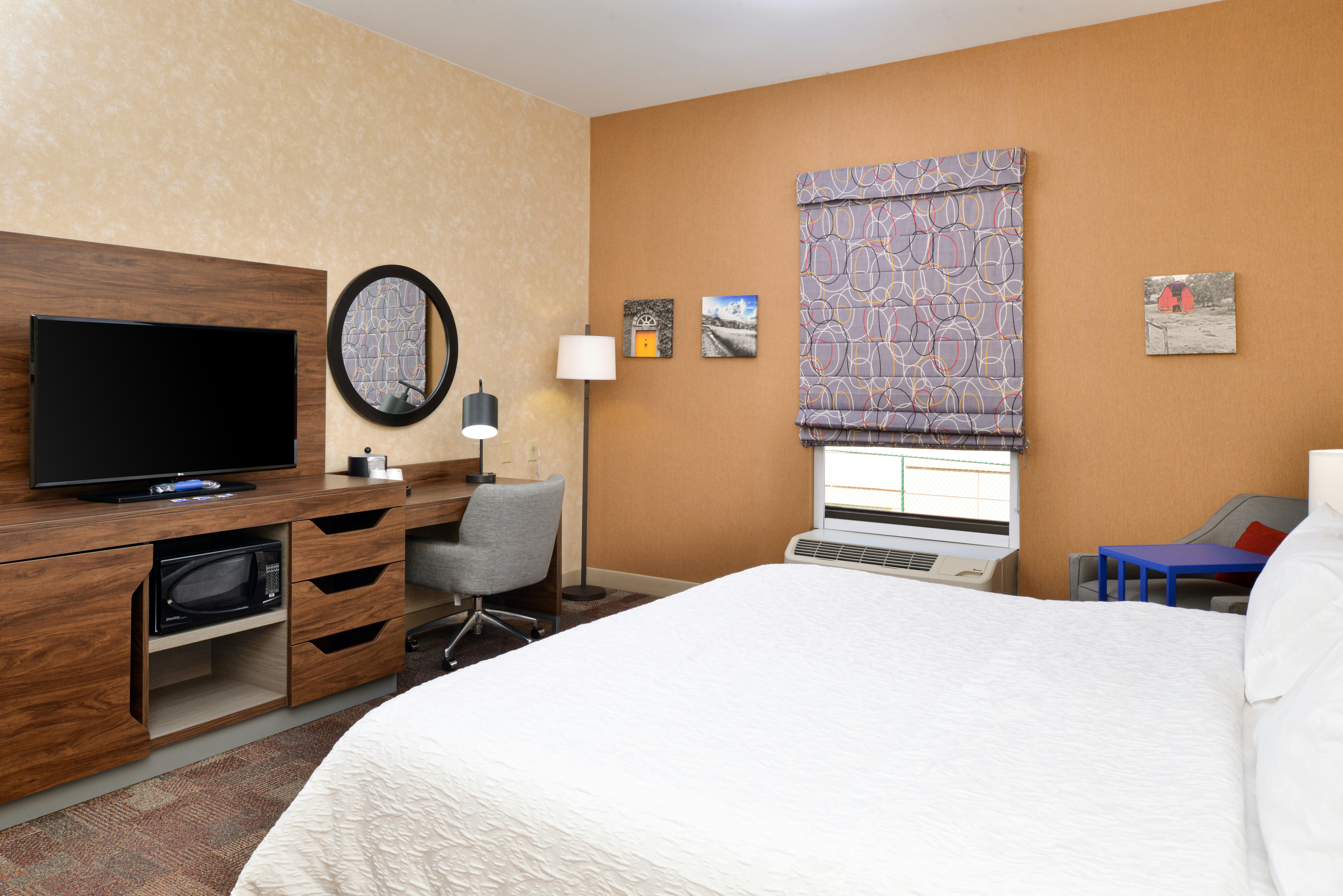 Room, King Bed, Sofa