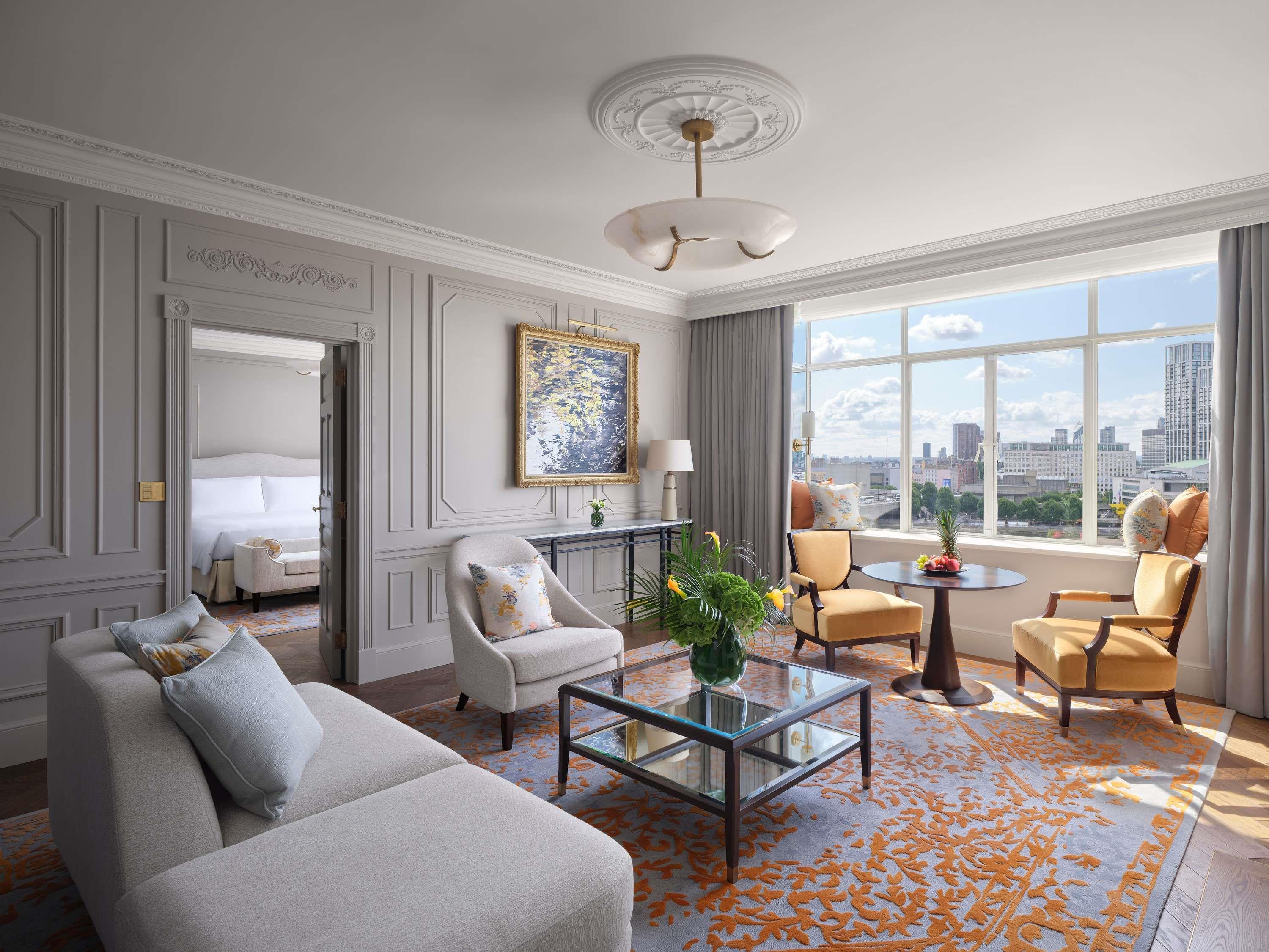 1 Bedroom, Suite, King Bed, River View, Butler, Living Area, The Savoy Hotel 6/8