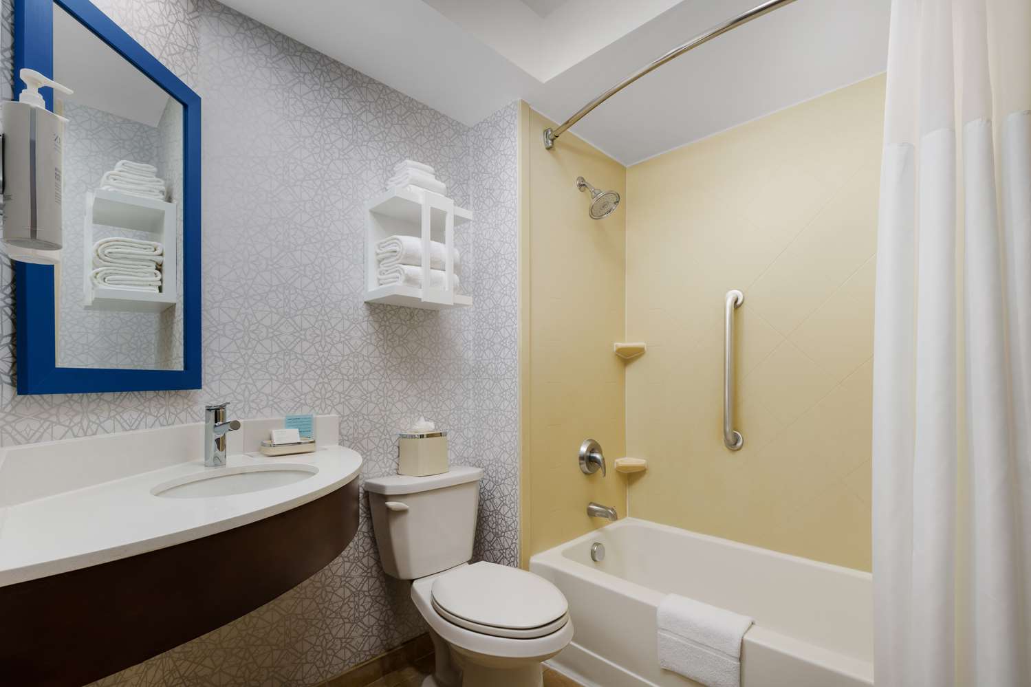 غرفة بسرير كينج، Hampton Inn Ft Lauderdale-Cypress Creek 4/5