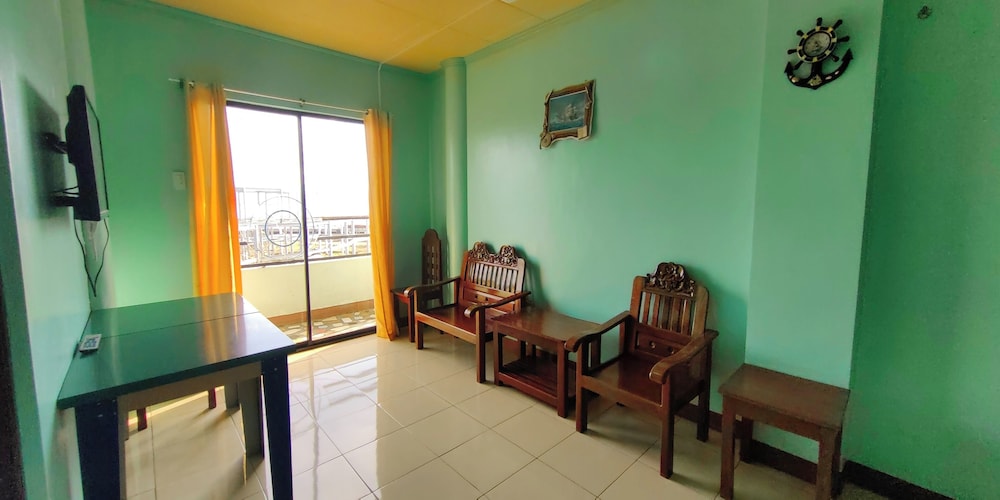 Dad's Bayview Pension 20/29