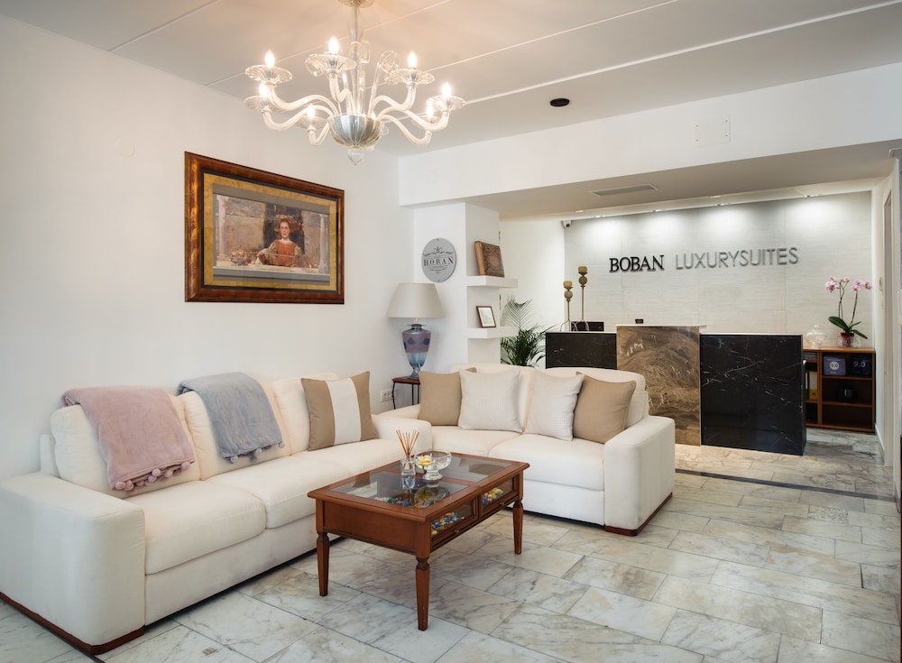 Boban Luxury Suites 56/80