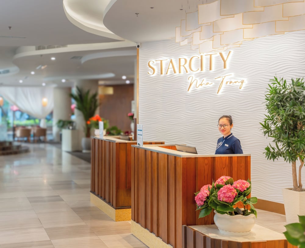 Starcity Bayfront Nha Trang Hotel 12/76