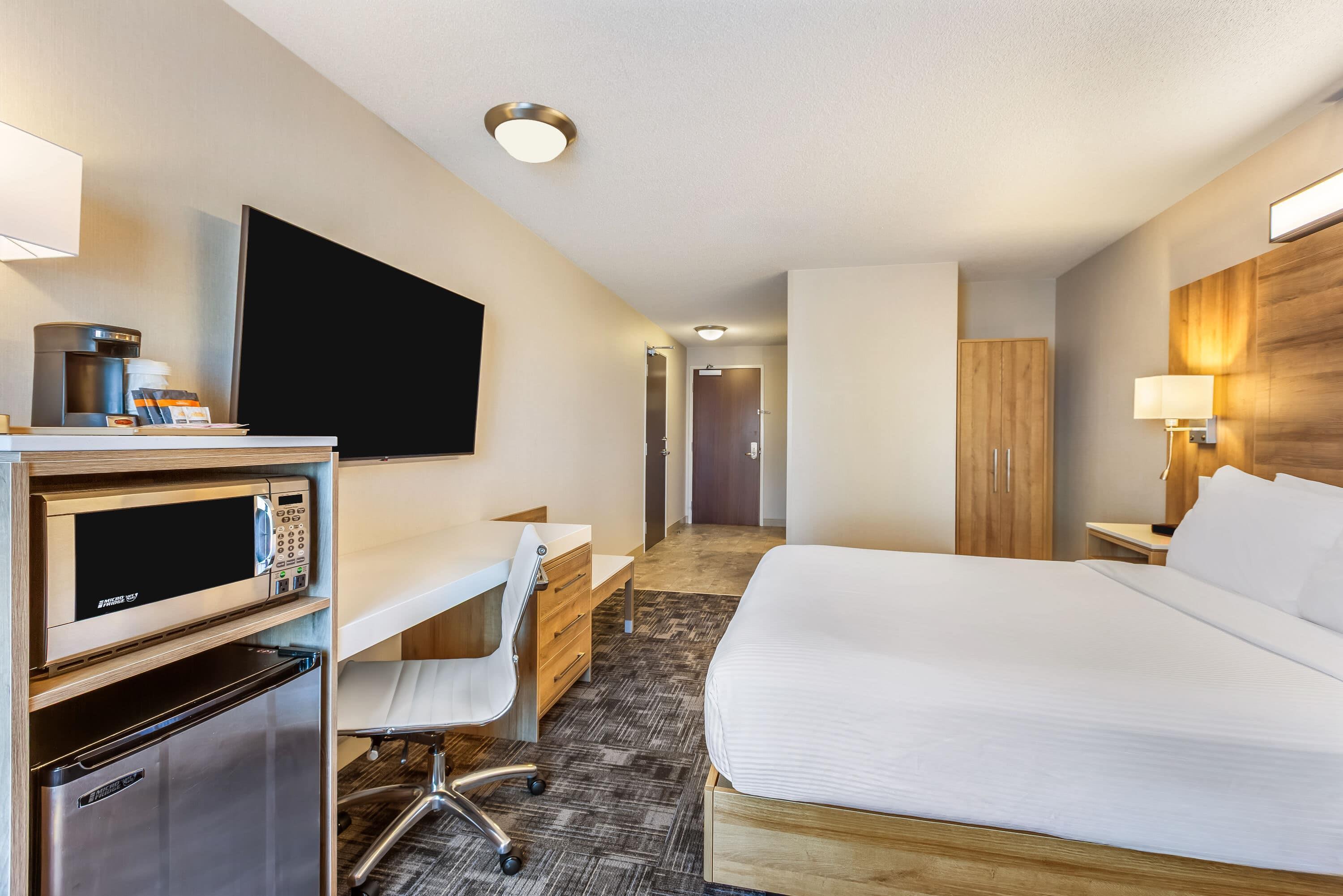 Room, Queen Bed, Accessible