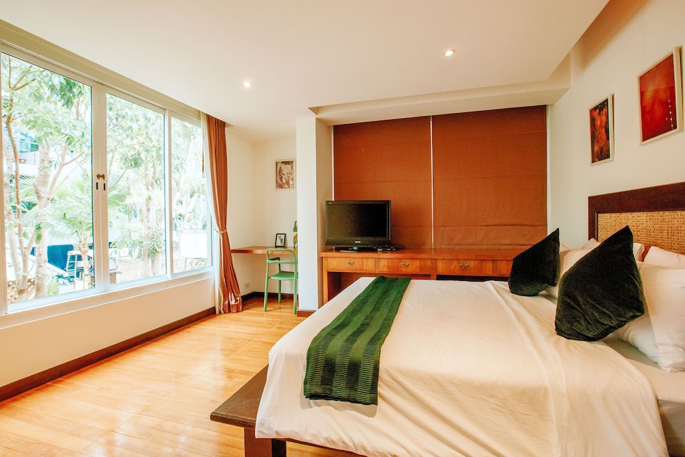 Baan Khao Hua Jook Villas Apts 17/50