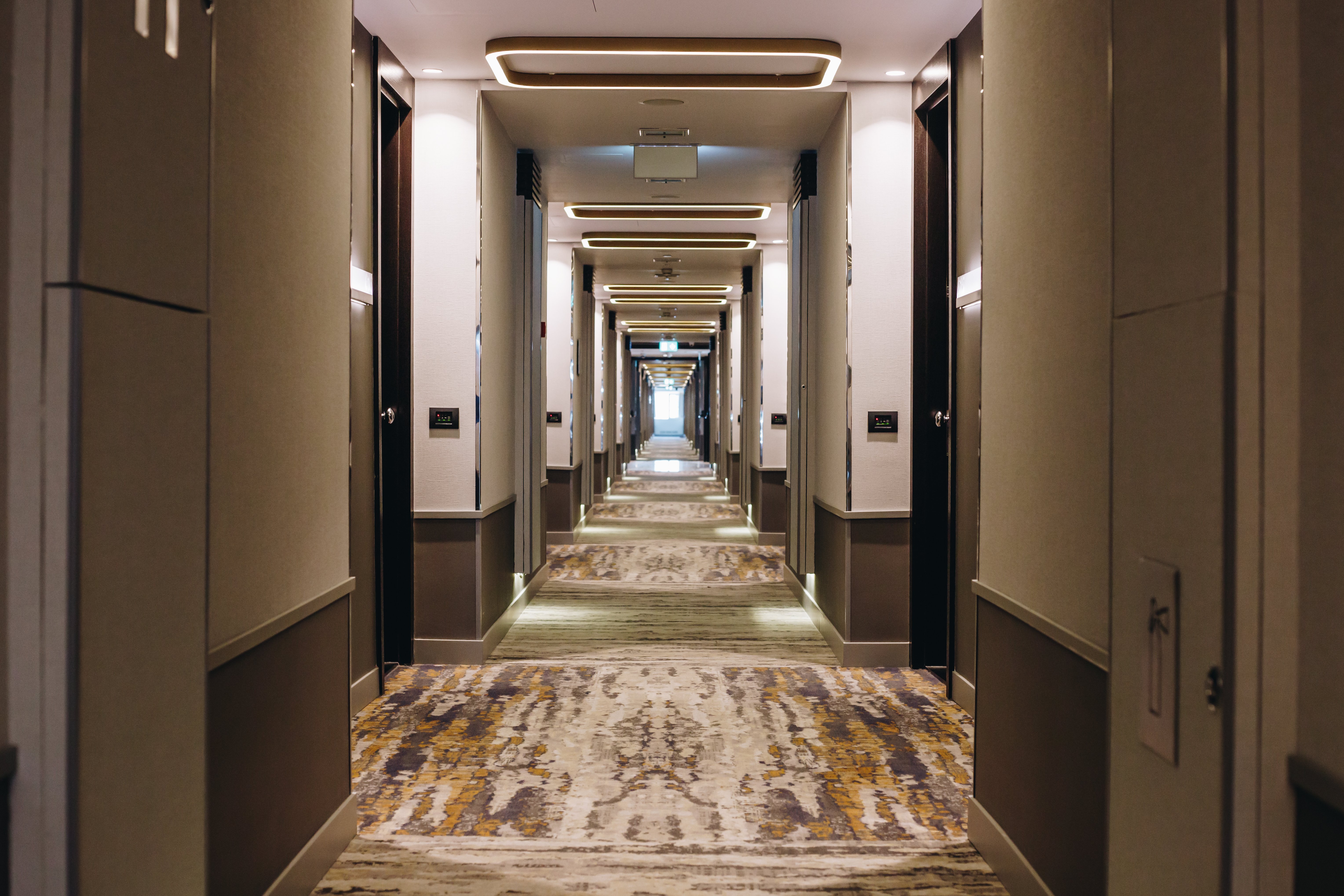 Crowne Plaza Belgrade 83/85