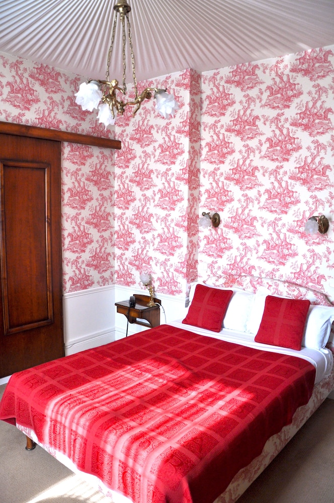 Grand Hotel Des Templiers 13/68