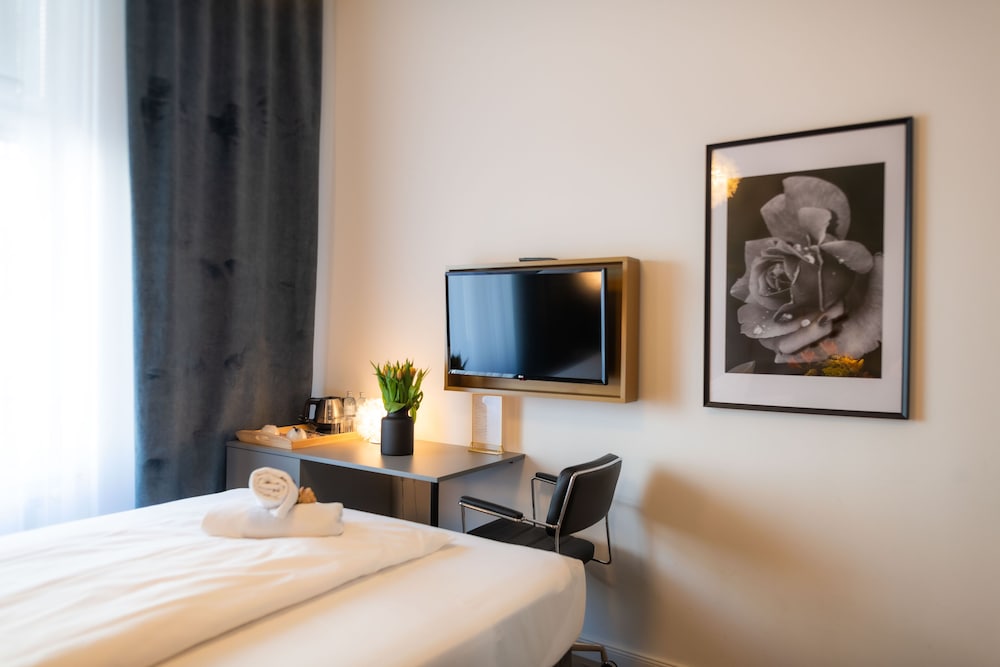 Florum Hotel (Ex Tabor Hotel) 15/56