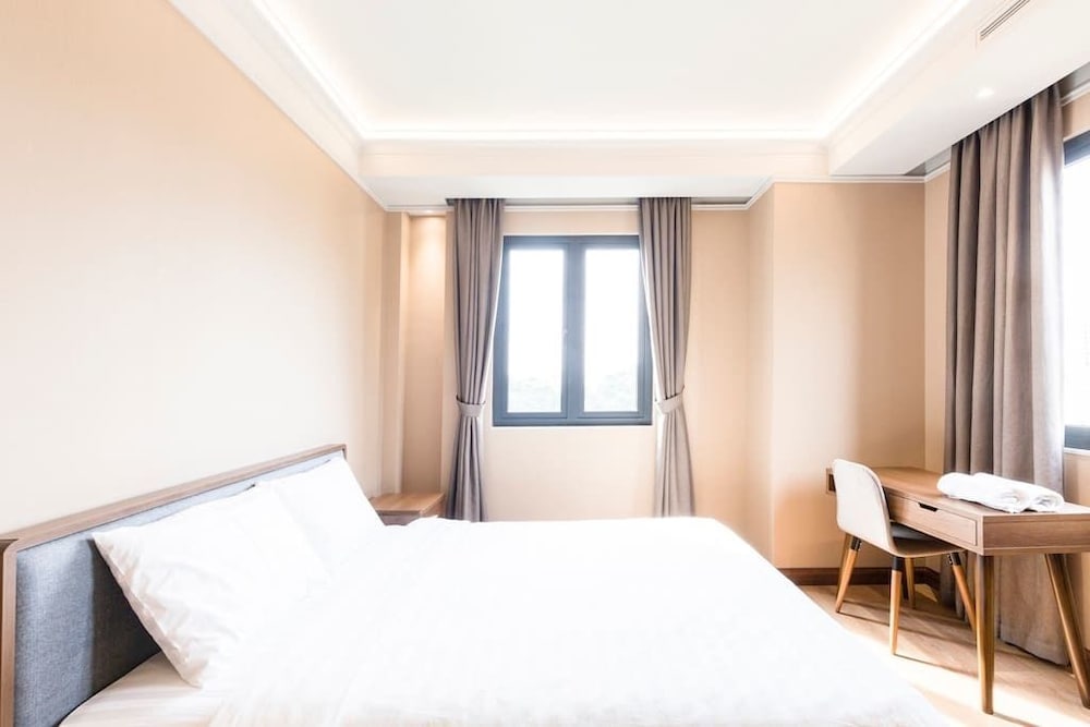 2 BEDROOMS, APARTMENT, 2 BATHROOMS