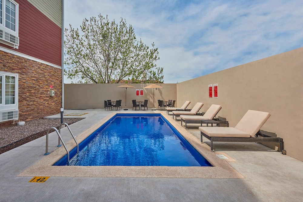 Extended Suites Cancun Cumbres in CANCUN