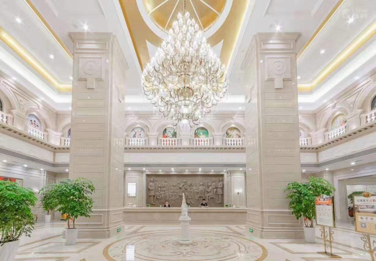 Vienna International Hotel (Huanggang Dongmen Road) 7/37