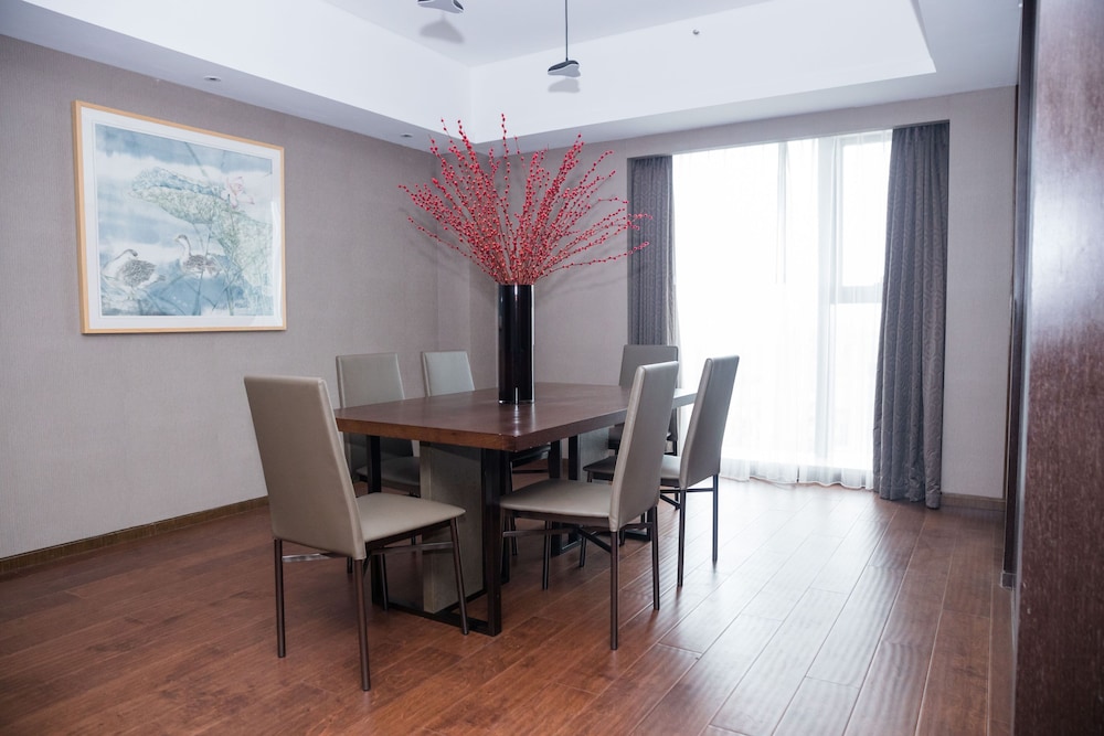 Radisson Blu Shanghai Pudong Jinqiao 57/67
