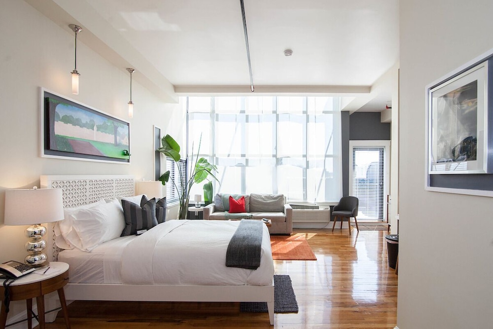 LOFT, PENTHOUSE, BALCONY