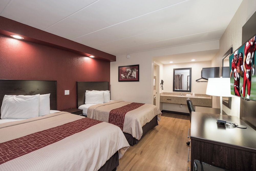 Standard, 2 Double Beds