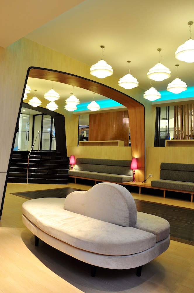 Flipper Lodge Hotel Pattaya photo3