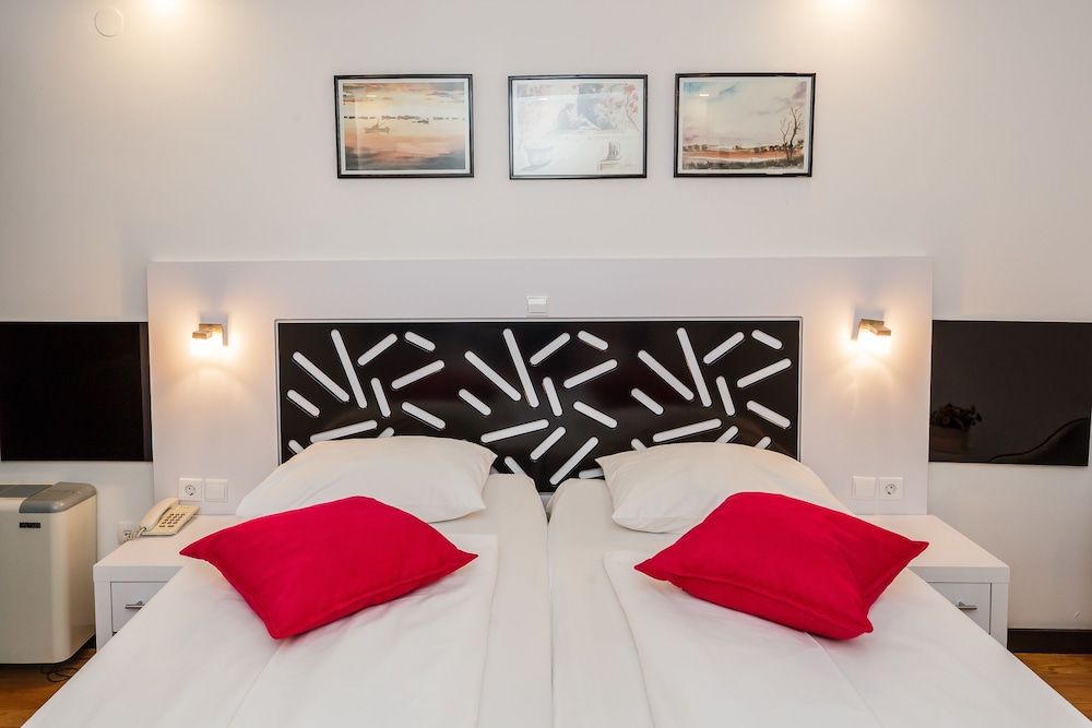 Hotel Sveti Kriz 28/65