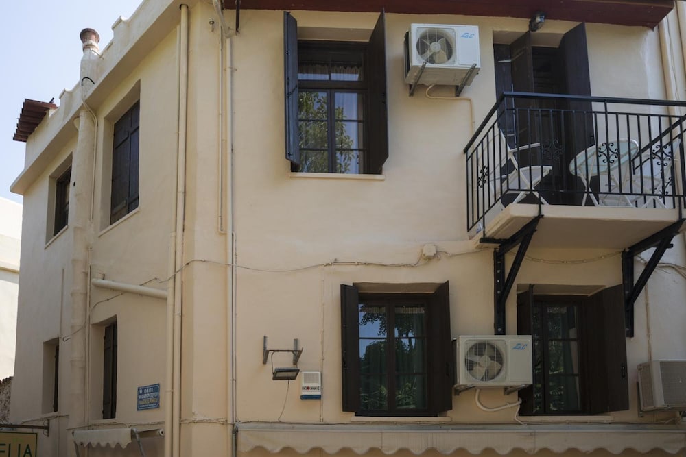 Elia Portou Rooms photo5